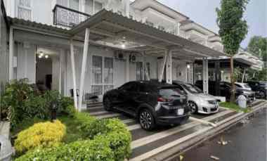 dijual cepat rumah 2 lantai bangunan baru siap huni