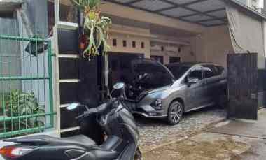 dijual cepat rumah 3 lantai cinere limo depok