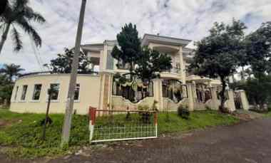 dijual cepat rumah di perumahan araya kota malang
