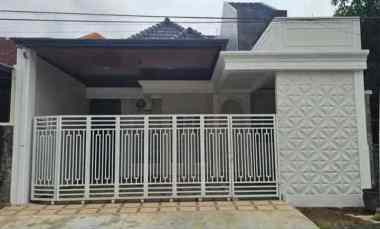 dijual cepat rumah murah klasik poros sawojajar malang