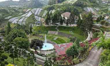 dijual hotel cantik di tawangmangu karanganyar