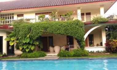 dijual hotel mainroad ciawi gadog bogor