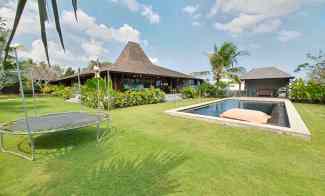 Dijual Javanese Wooden Villa View Sawah Lokasi Nyanyi