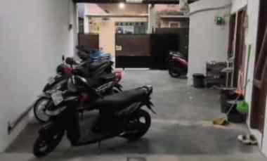 dijual kost full penghuni di sambiroto semarang