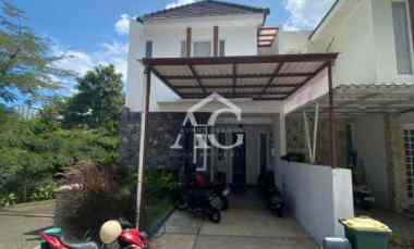 dijual kost jl bunga vinolia malang