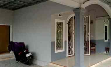 dijual kost jl garuda sakti