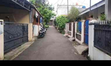 dijual kost jl raya pondok jati jurang