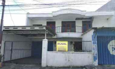 dijual kost jl siwalankerto timur