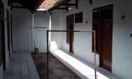 dijual kost jln suradinaya gunung sari