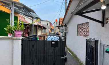 dijual kost jurangmangu timur