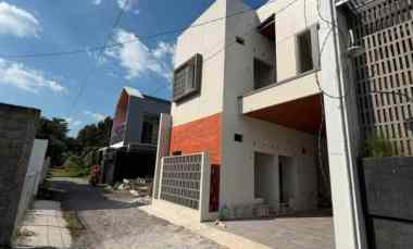 dijual kost kaliurang km 14