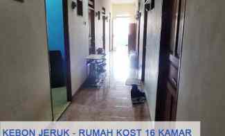 For Sale Rumah Kost 16 Kamar Tidur Murah di Kebon Jeruk Jakarta Barat