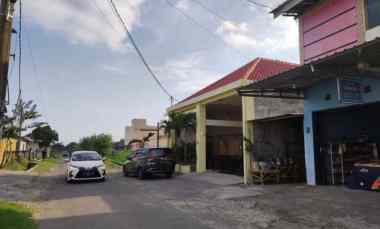 dijual kost maguwoharjo depok sleman