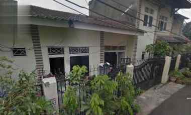 dijual kost menteng dalam