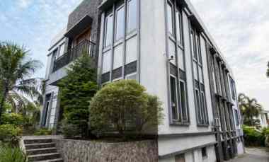 Dijual Mini Gedung Hook di Duren Sawit Jakarta Timur