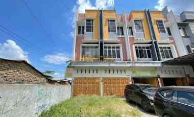 dijual ruko di jalan menteng raya medan kondisi kosong