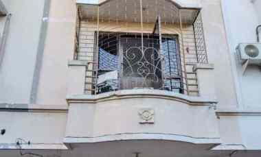 Ruko Centre Point Row Jalan Masuk Tronton Surabaya Timur