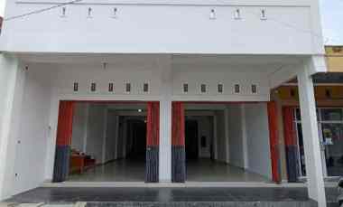Dijual 2 Unit Toko Strategis.jekan Raya Kota Palangkaraya
