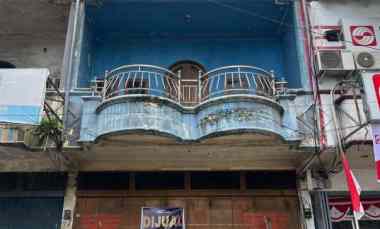 dijual ruko gudang kantor jl wolter monginsidi lingk