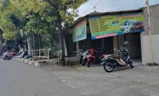 Dijual Rumah Strategis di Jln Raya Soekarno Hatta Pedurungan Semarang