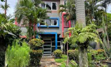 Gudang Strategis Masih Bagus di Raya Bekasi Kota Jakarta Timur