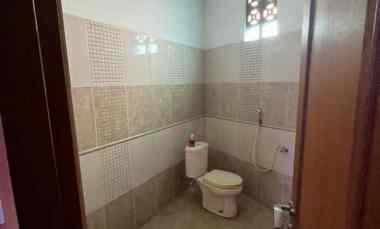 dijual ruko gudang kantor raya tapos 8 cimpaeun