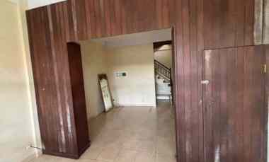 dijual ruko lokasi jalan utama anyelir denpasar timur