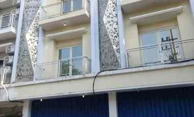 dijual ruko pinggir jalan raya manyar kertoadi