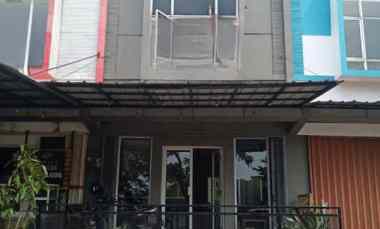 dijual ruko siap pakai di metland transyogi cileungsi