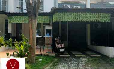 dijual rumah 1500000000