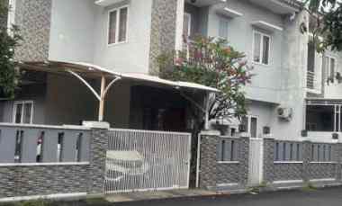 dijual rumah 2 lantai cipayung jakarta timur rp2 7 m