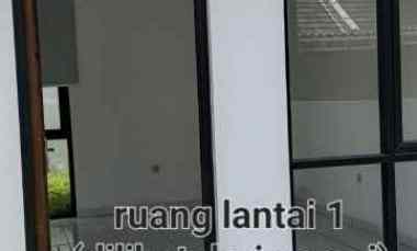 gambar dijual rumah 2 lantai dekat ke pusat kota cimah