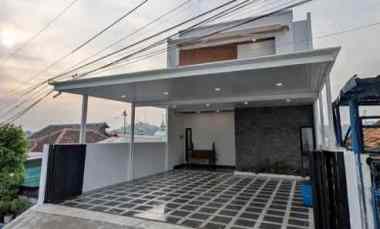 dijual rumah 2 lantai di borobudur manyaran semarang