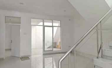 dijual rumah 2 lantai di modern land tangerang