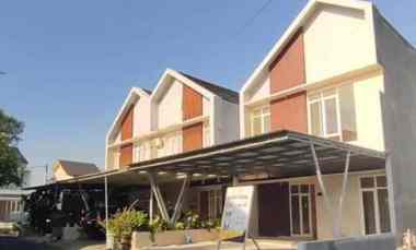 dijual rumah 2 lantai di pusat kota lumajang