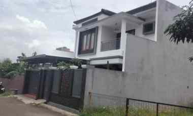 dijual rumah 2 lantai di sayap logam kota bandung