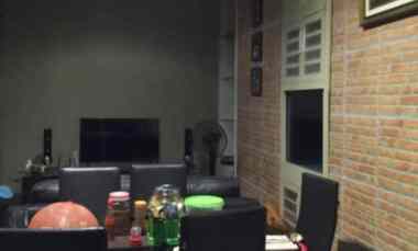 dijual rumah 2 lantai dimenteng atas jaksel