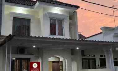 dijual rumah 2 lantai furnished di citra gran cibubur