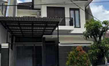 Dijual Rumah 2 Lantai Lokasi di Nginden Intan Timur