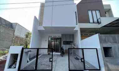 gambar dijual rumah 2 lantai nyaman asri di cipageran cimahi