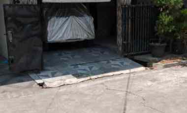 dijual rumah alamanda regency