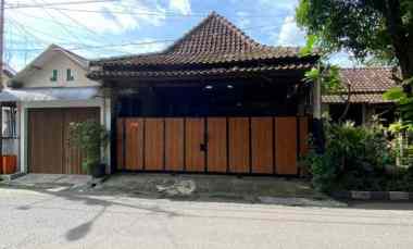 dijual rumah alun alun selatan yogyakarta