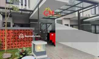 dijual rumah antapani