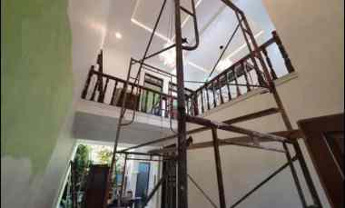 dijual rumah antapani