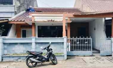 dijual rumah antapani