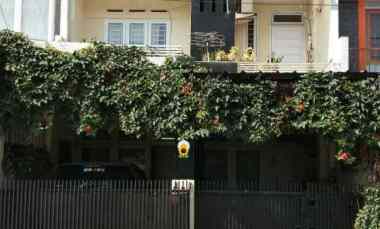 dijual rumah antapani