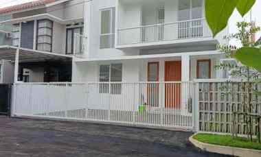 dijual rumah antapani wetan