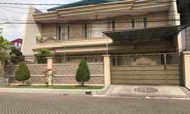 dijual rumah araya 1