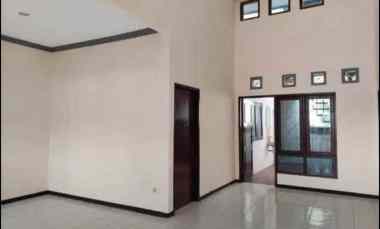 dijual rumah araya galaxy bumi permai