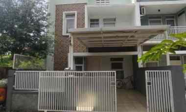 dijual rumah arcamanik